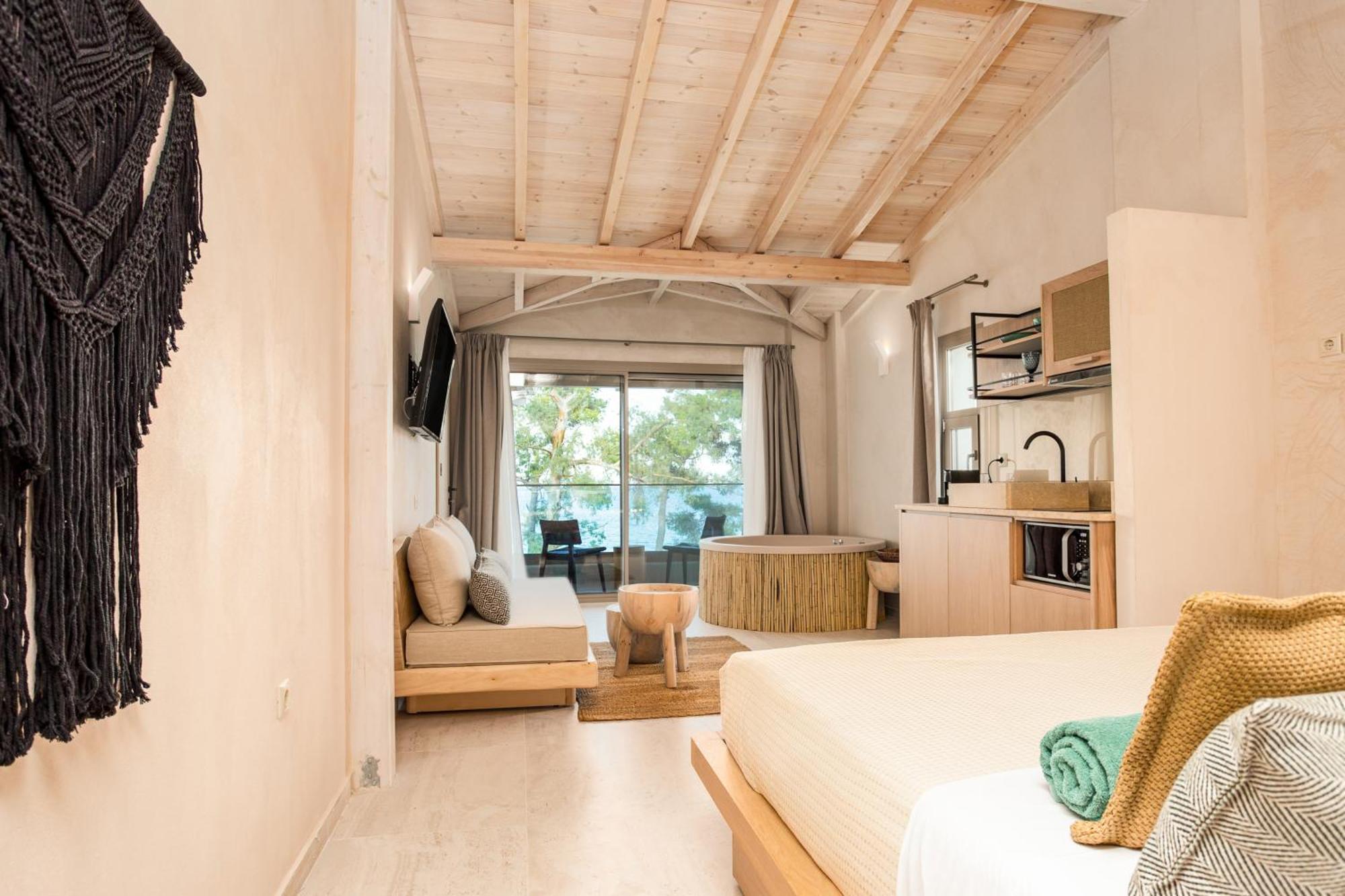 Mako Sea & Suites Pefkochori Habitación foto